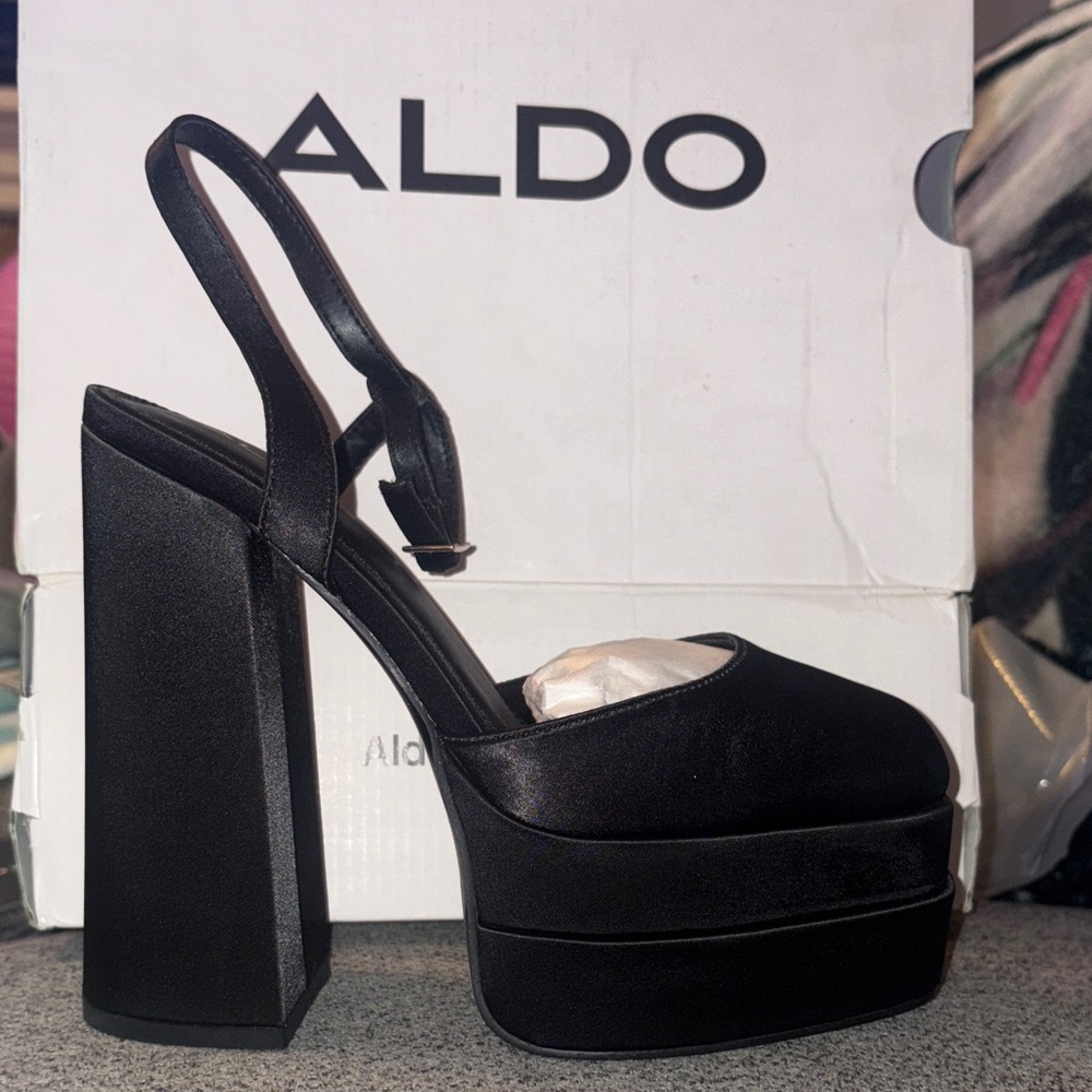ALDO Sleek Black Platform Sandals [SOLD]